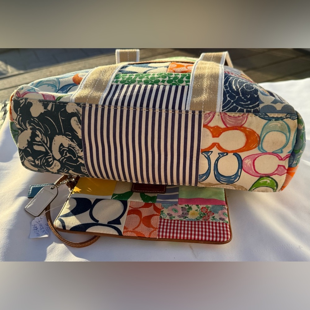 Coach Hampton Patchwork Tote 3pcs Set Bag With Wristlet & NWT Scarf 2005 5688 - Picture 4 of 8